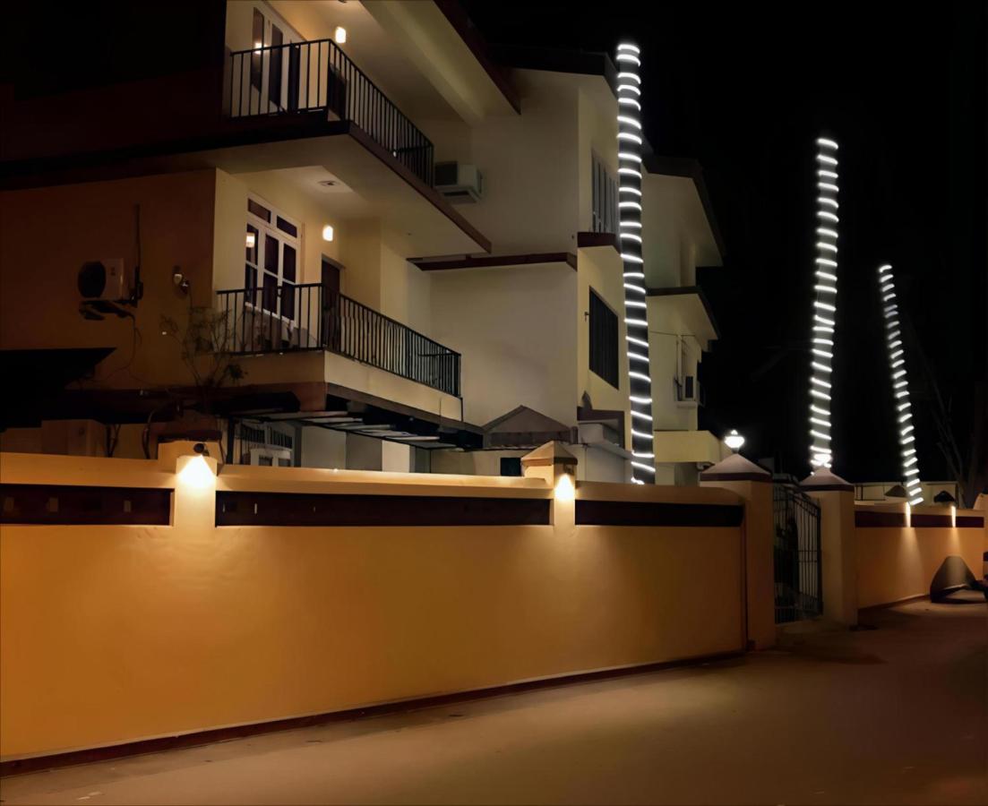 Studio with Balcony