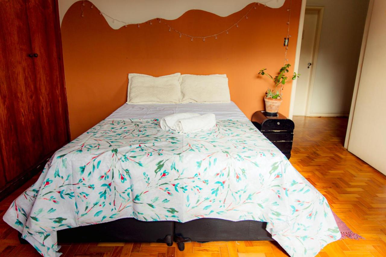 Standaard Tweepersoonskamer met Gedeelde Badkamer