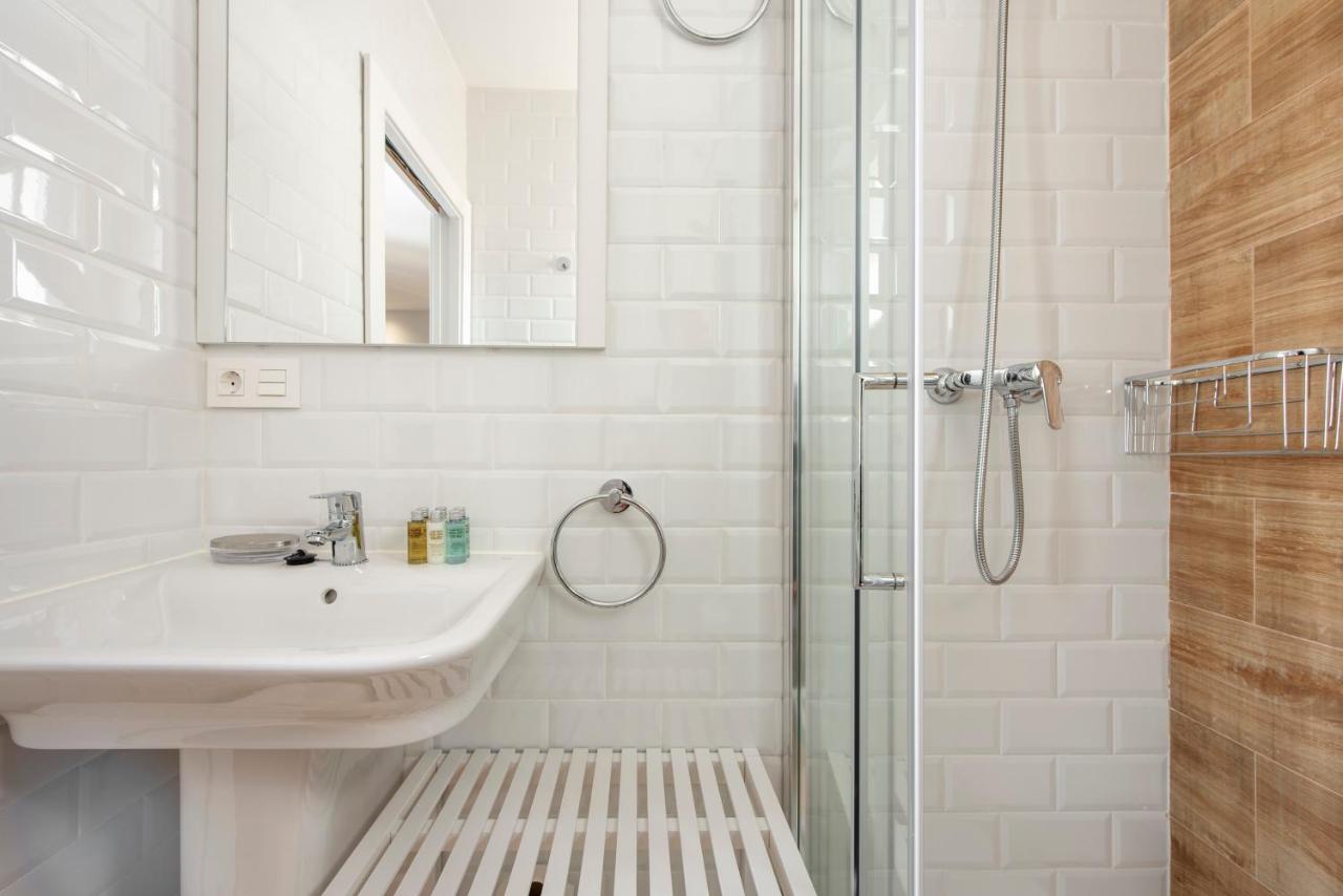 Estudio con 1 cama grande