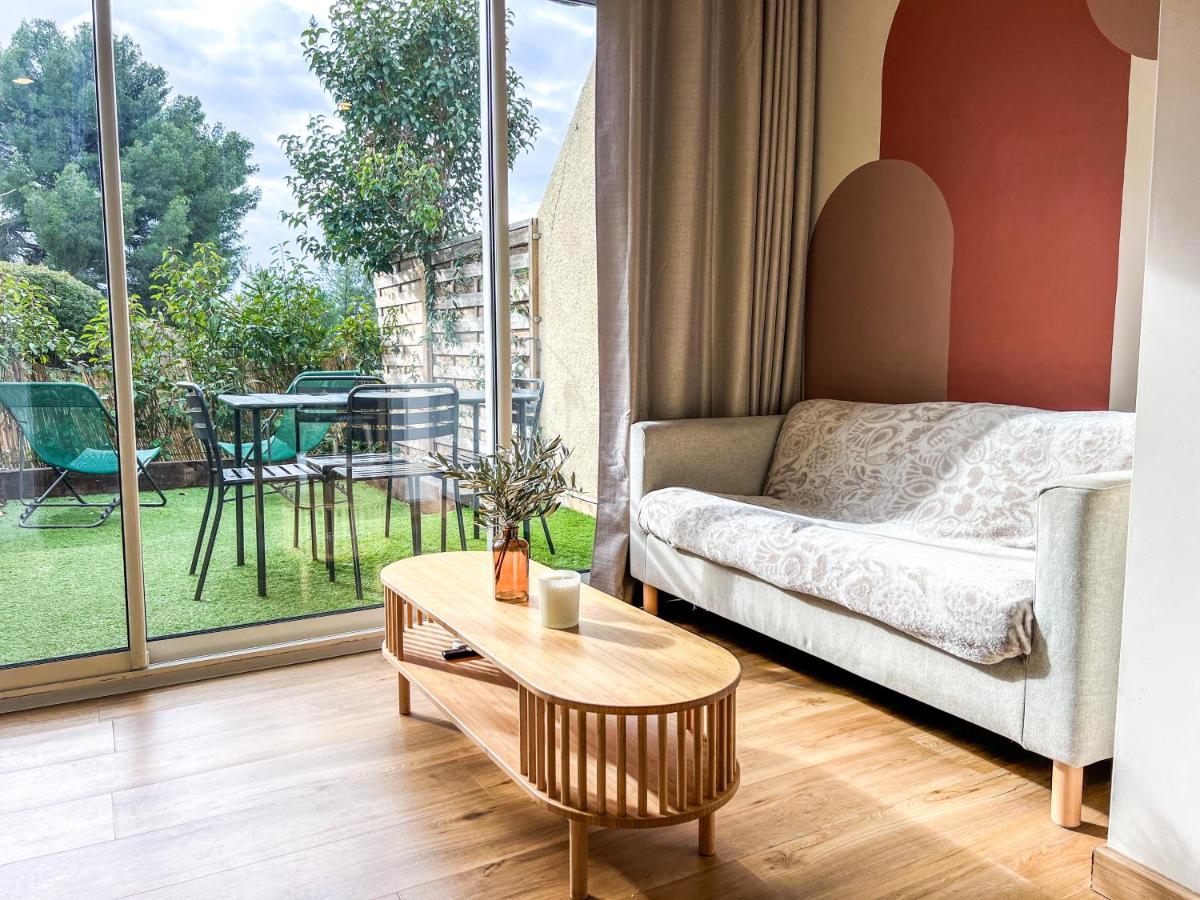 Appartement Evasion Ensoleillée - Parking Jardin - B&B