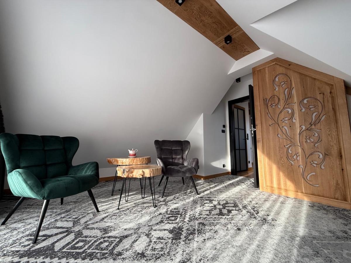 Two-Bedroom Deluxe Apartment