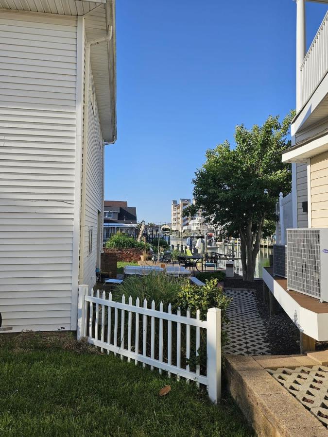 Cozy Bayside Beachhouse - B&B