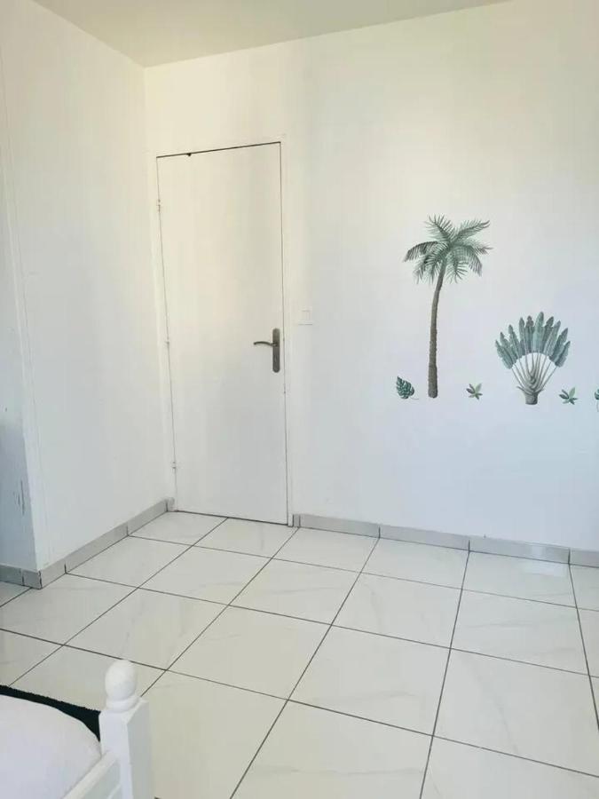 Appartement familial à Sarcelles de 81 m², proche commodités - Ferienwohnung
