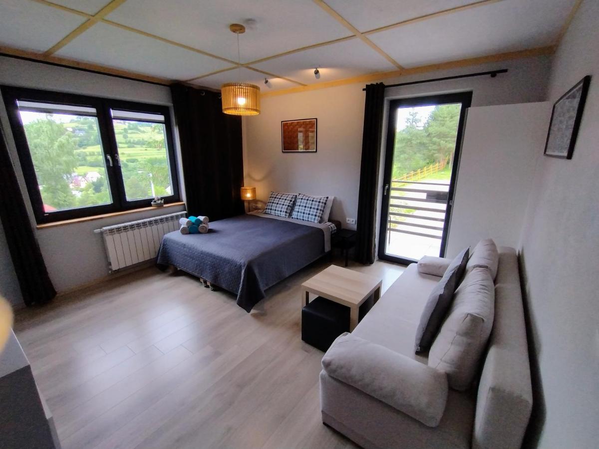 Camera Familiare con Balcone