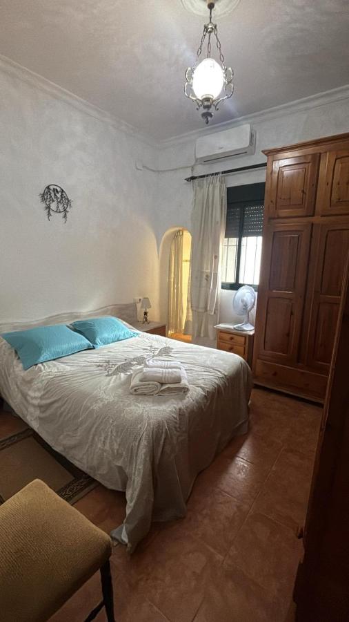 ALBORADA TRES - Ferienwohnung Burguillos
