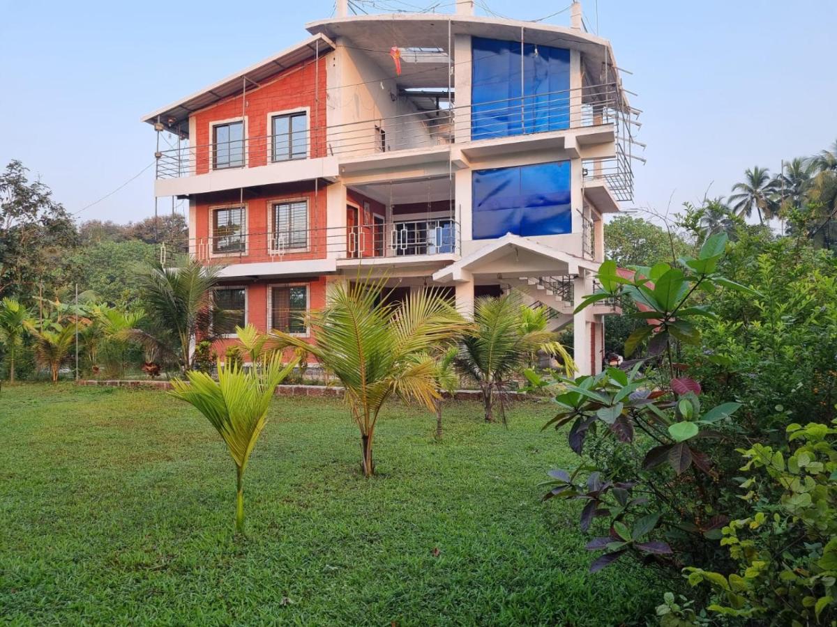 Krushnakunj Holiday Resort, Nagaon - B&B
