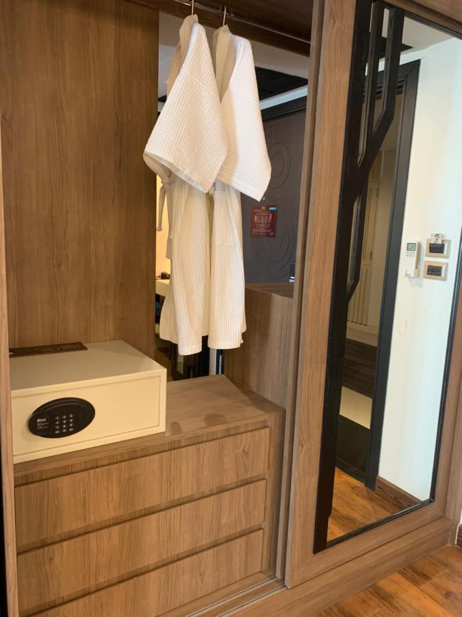 Luxury Suite Room by Atlas X - Chambres d’hôtes Kata