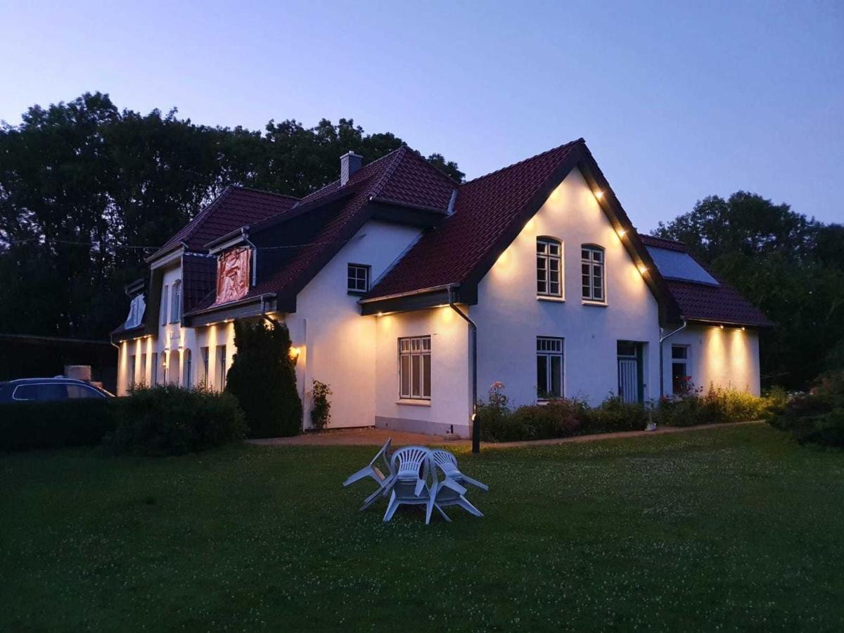 Ferienhof Johannsen Ferienwohnung Gartenblick - Chambres d’hôtes Gelting