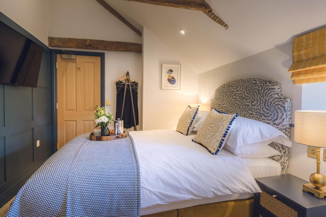 Deluxe Double Room with Shower