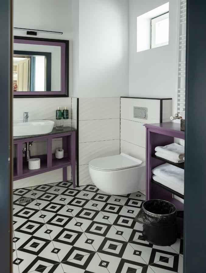 Two-Bedroom Deluxe Apartment