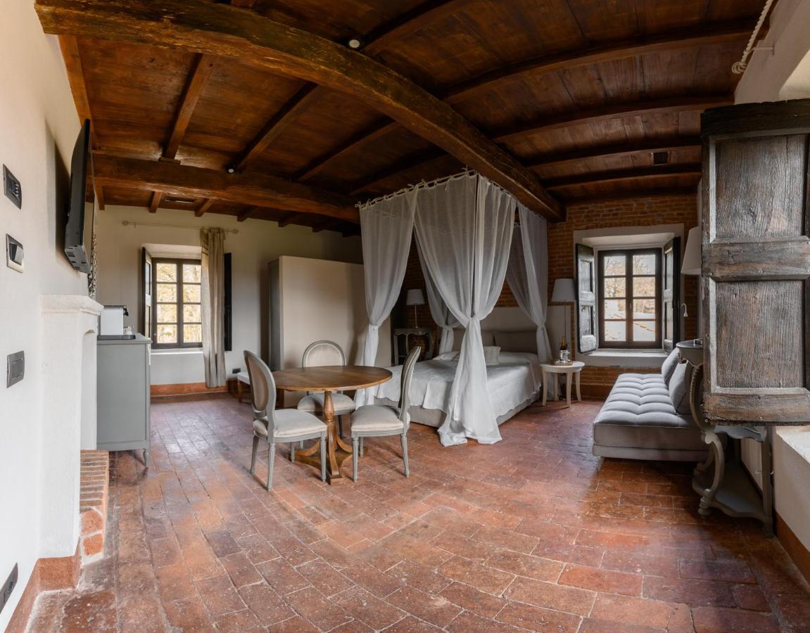 Queen Room with Garden View