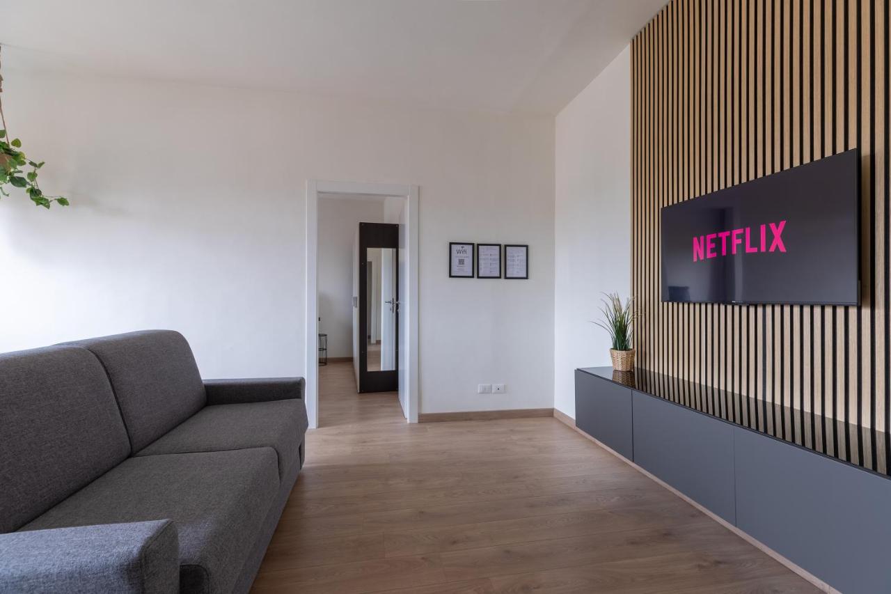 Amazing Apt Free Private Parking 18 min by train to Florence - Bed and Breakfast