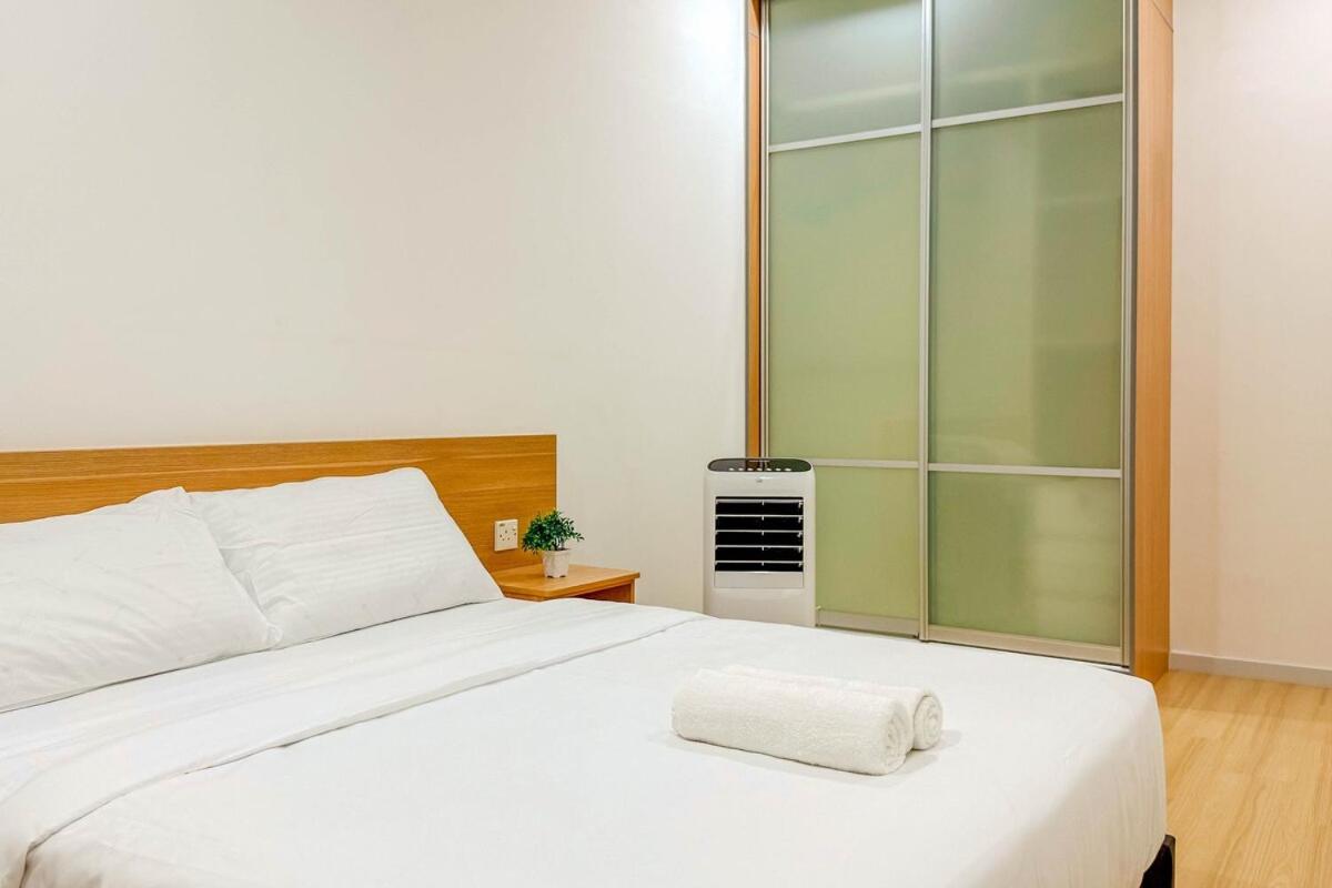 Taiping Peaceful Retreat near Lake Garden with WiFi - Chambres d'hôtes Taiping