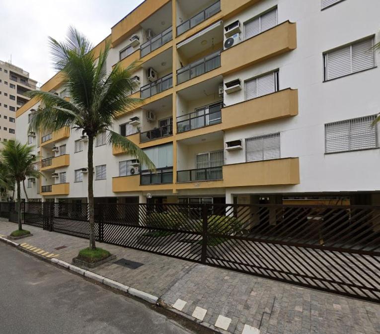 Refúgio Familiar na Enseada Guarujá Condominio Vinä Del Mar AC e Wifi - B&B Guarujá