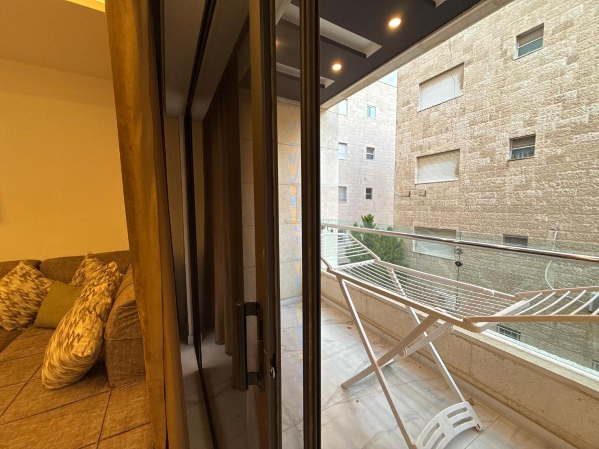 3bedroom apart Deir Ghbar JRE - Ferienwohnung