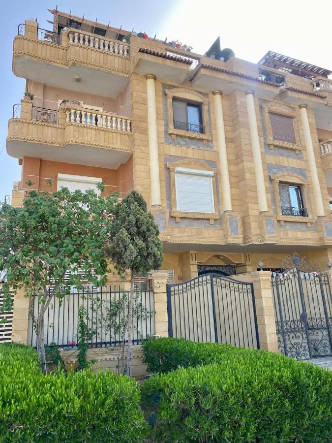 New Cairo 3BR Villa Garden & Prime Location By Best of Bedz - B&B