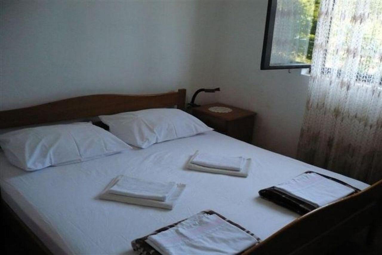 One-Bedroom Apartment with Terrace