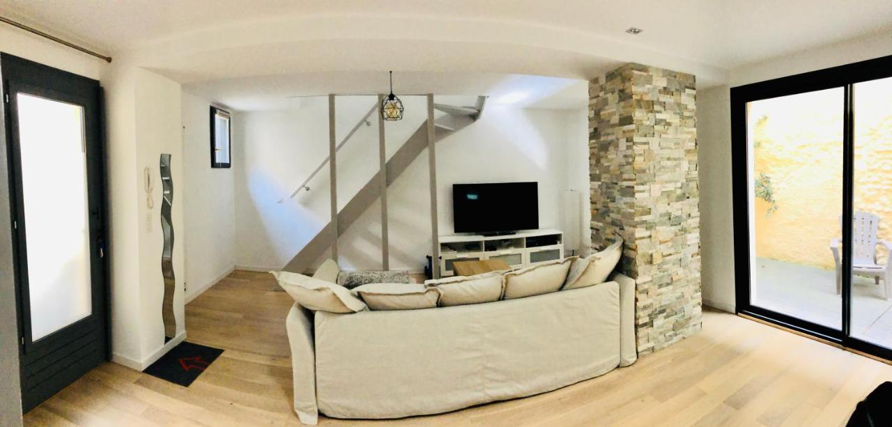 T3 Duplex Design - Pau Centre Quartier Halles - B&B