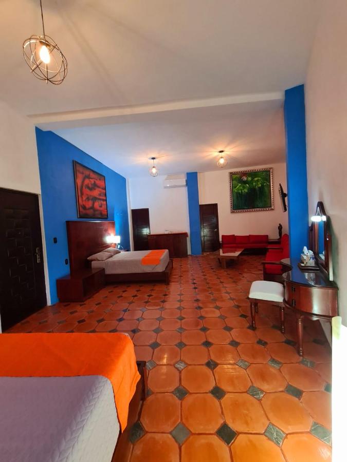 Hotel Alondra - B&B Los Laureles
