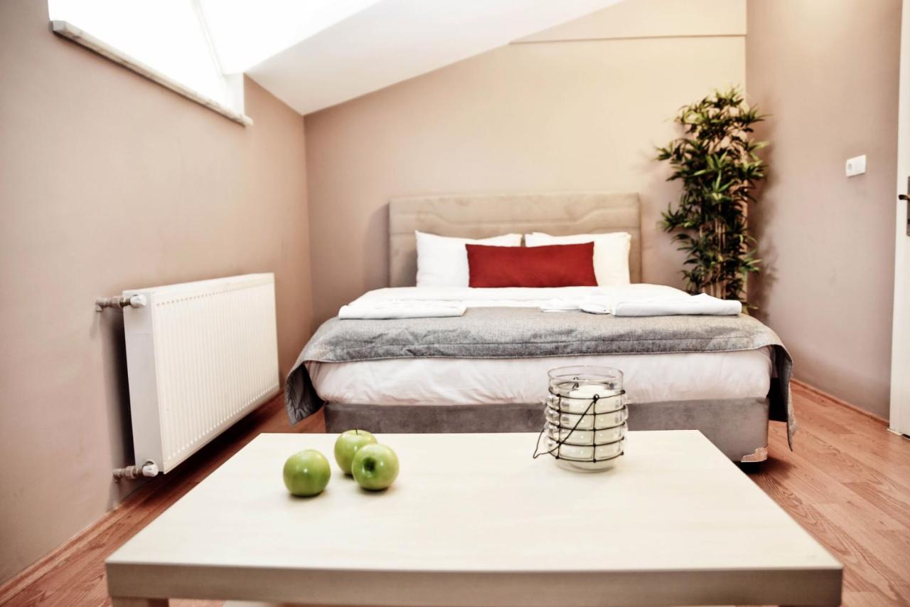 Superior Apartment (5 Adults)