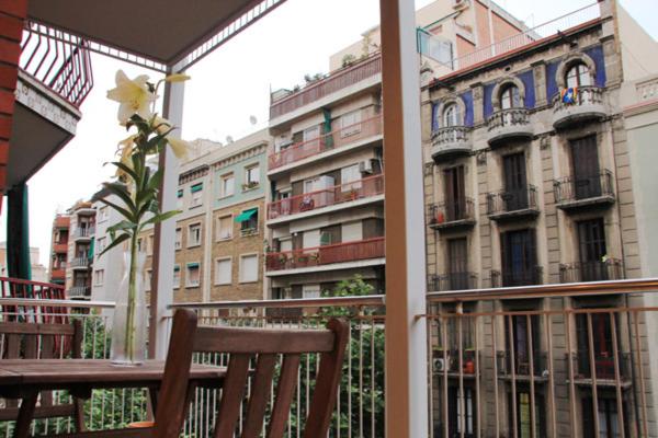 Alguera Apartments Industria - B&B Barcellona