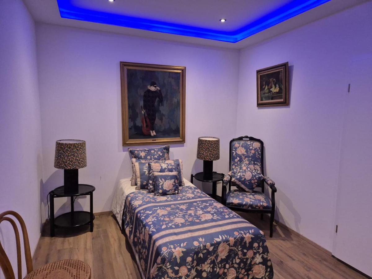 One-Bedroom Standard Apartment