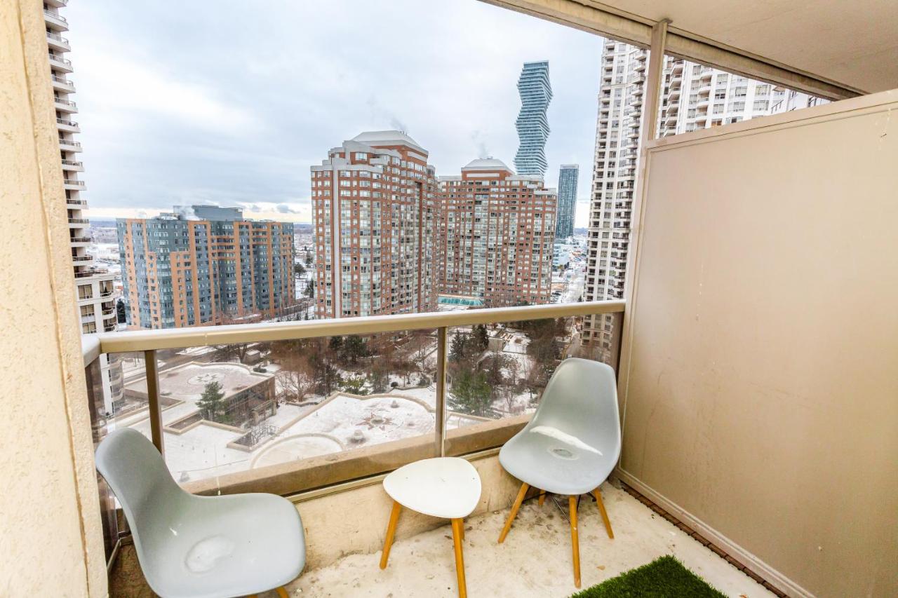 High-End 2BR 2BATH Condo-Steps to Square One Mall - B&B Mississauga