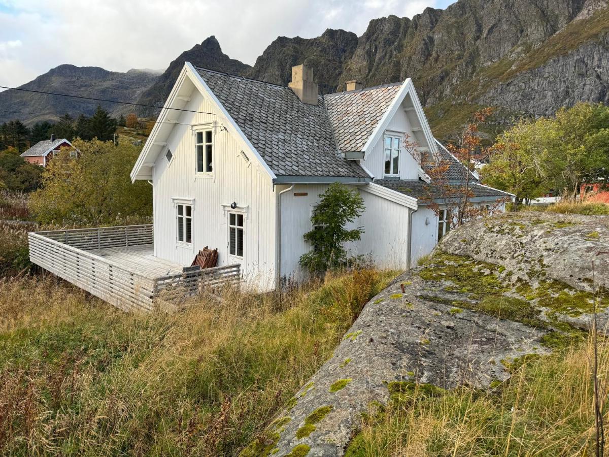 Å i Lofoten, familievennlig hus i idylliske omgivelser - B&B Sørvågen