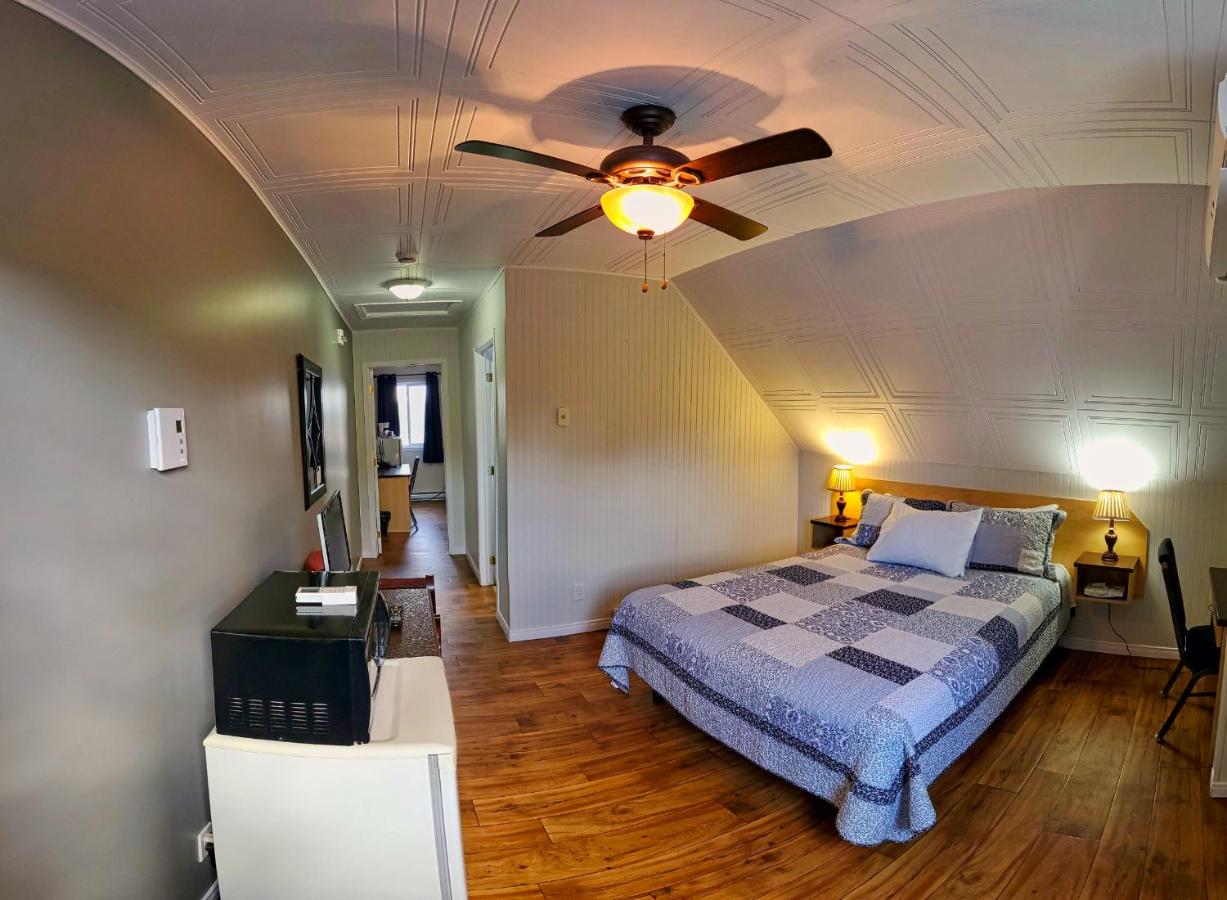 Two-Bedroom Suite