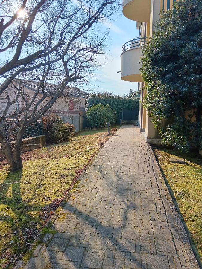Private Parking & Malpensa 15min - Salici House - B&B Gallarate