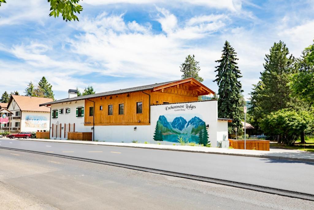 Enchantment Lodges - 5 min walk to downtown - B&B Leavenworth