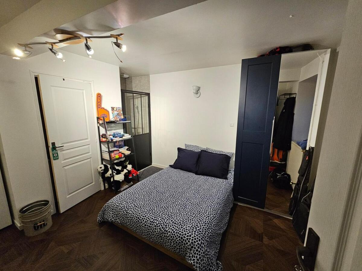 Chez Isa et Geo le studio Jules - B&B