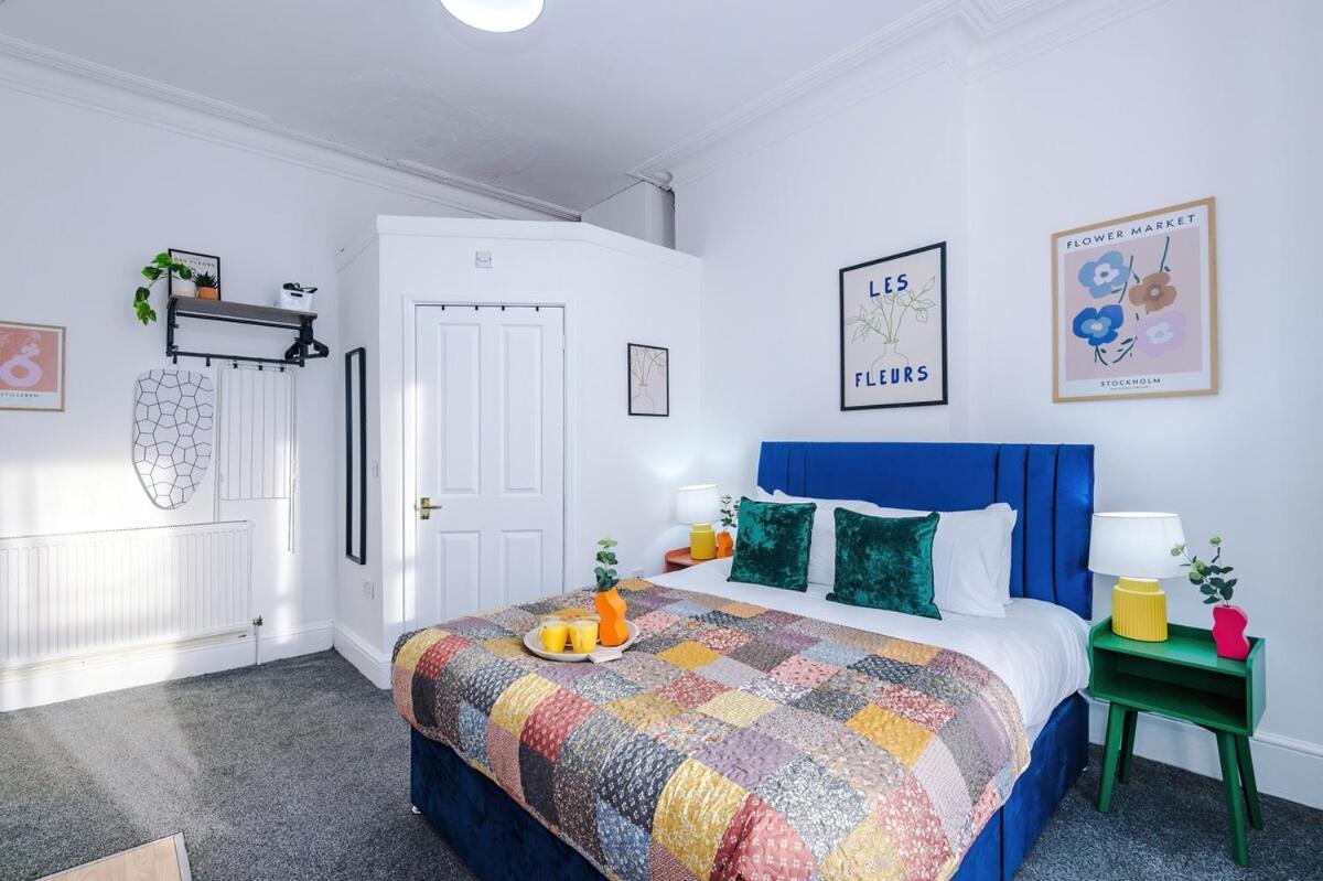 Jephsons Lodge Studio 1 - Free Parking, WiFi, Netflix - Chambres d’hôtes Royal Leamington Spa