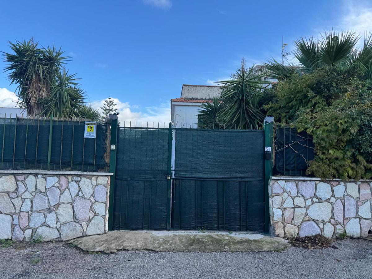 Villa Pino - Bed and Breakfast Carini