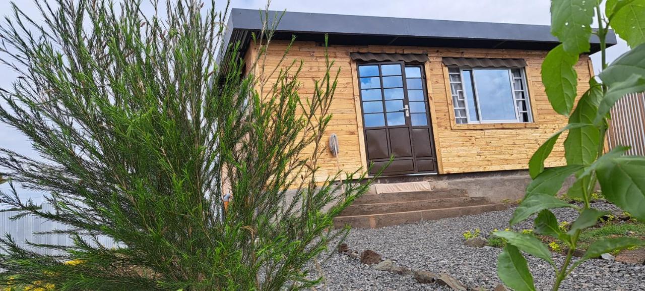 Wild Wood Cottages, Naivasha - B&B