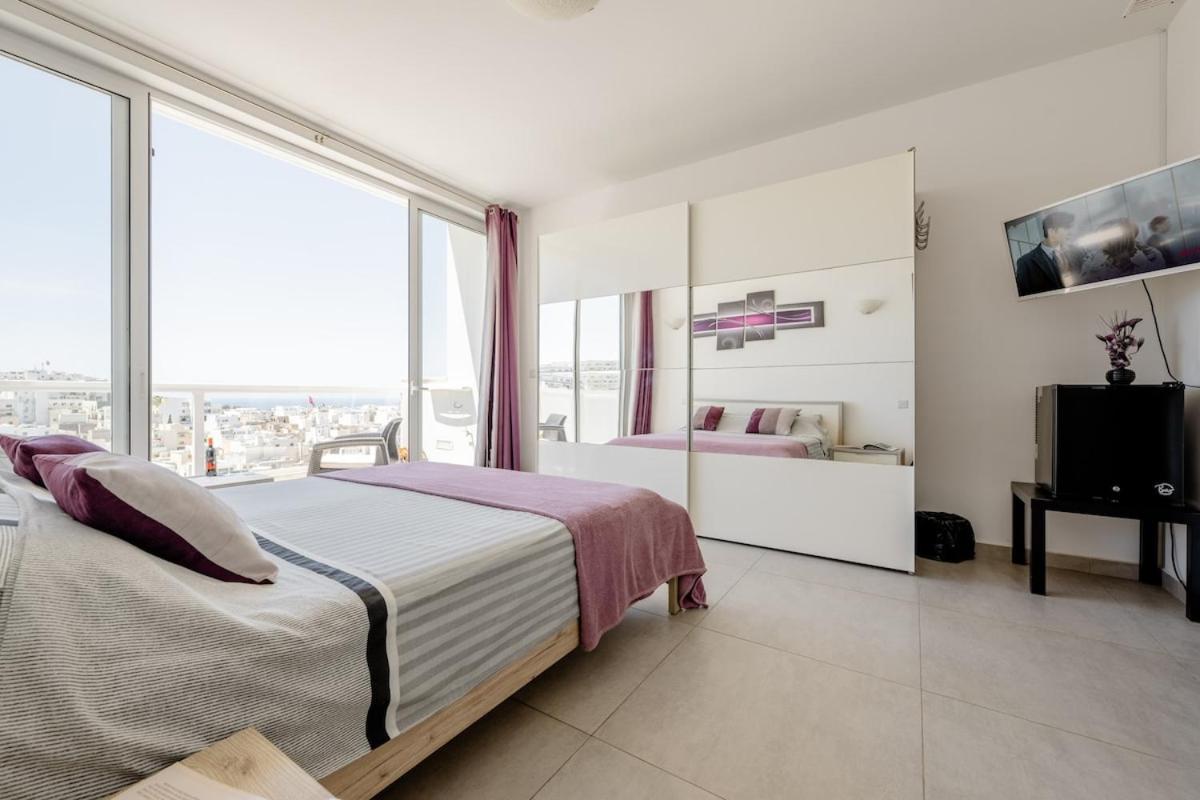 Sunset View, Mellieha, Malta - Ferienwohnung