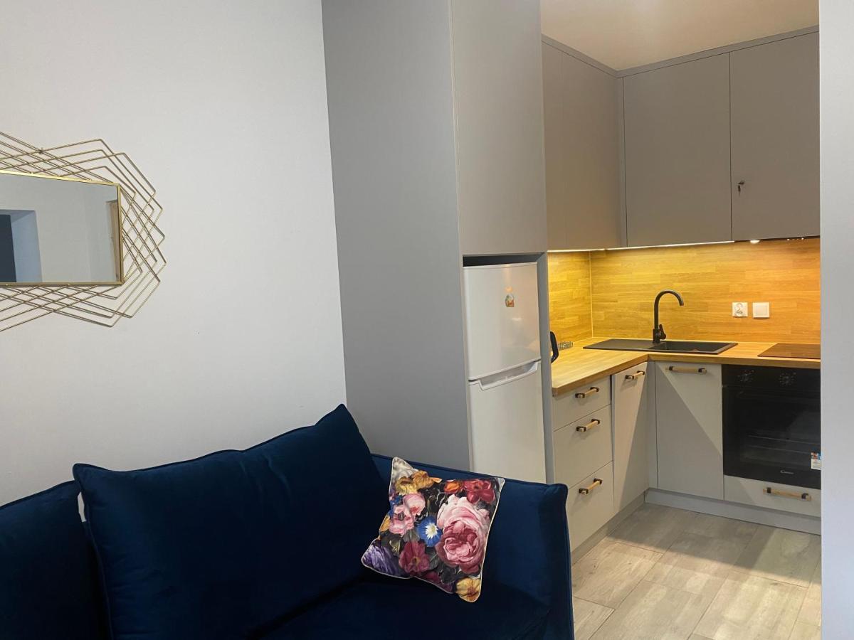 APARTAMENT PLUS