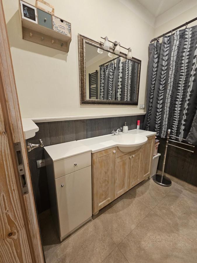 One-Bedroom Family Apartment