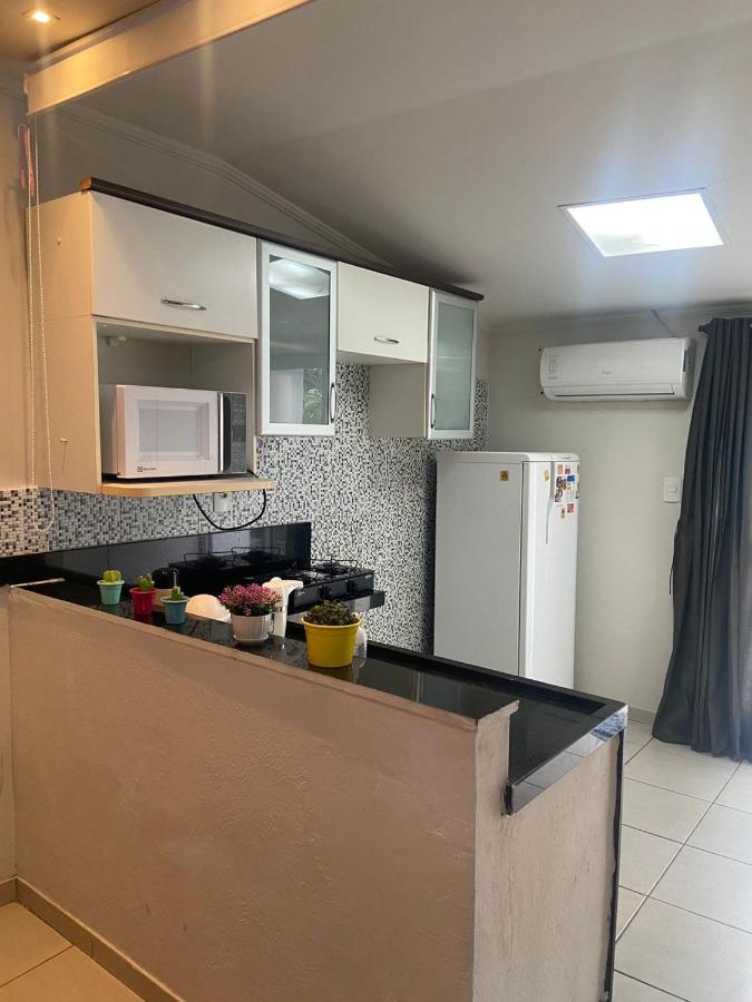 Flat aconchegante com varanda - B&B