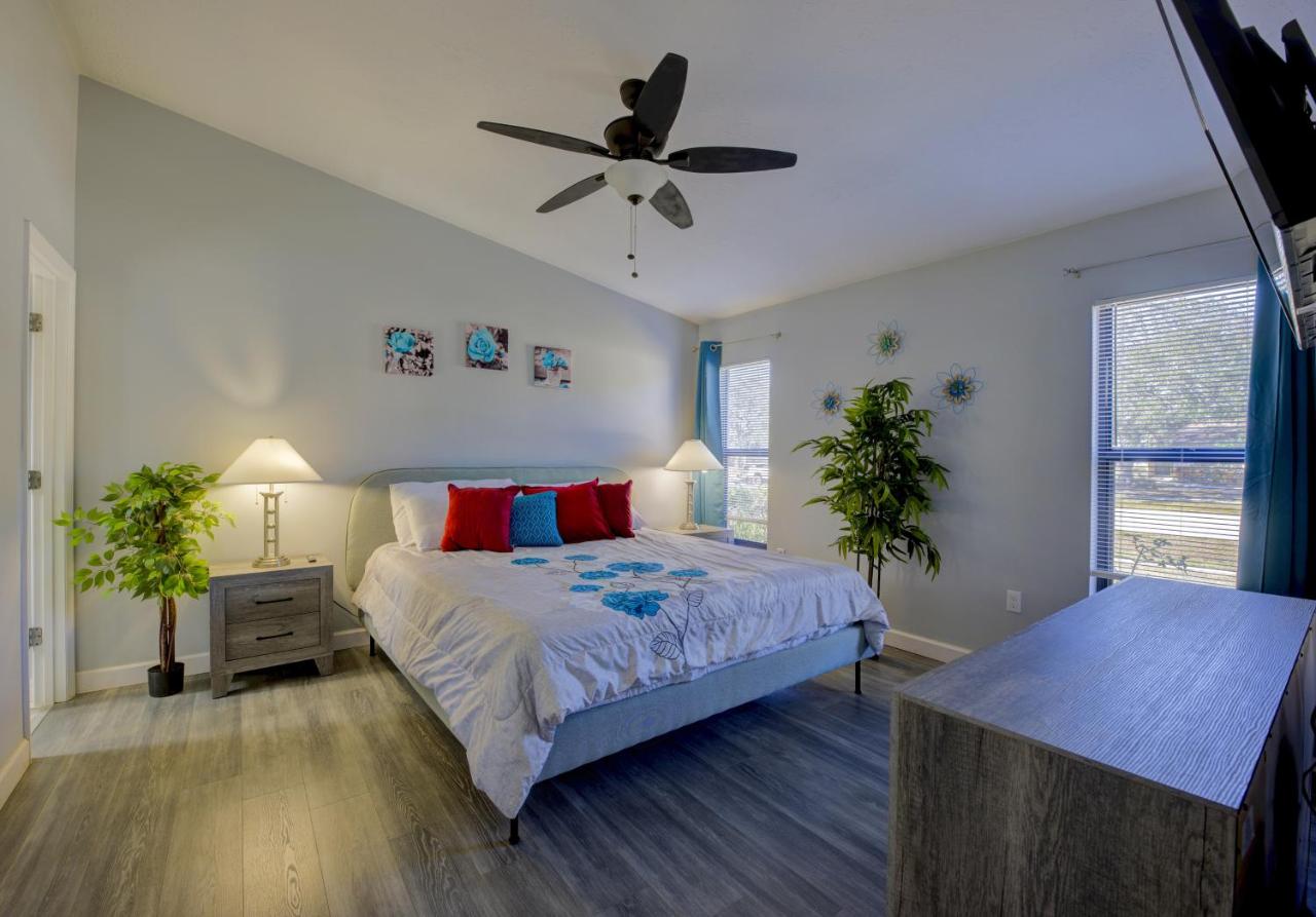 Family Fun Ping Pong, Bbq, Walk To Park Nearby - B&B