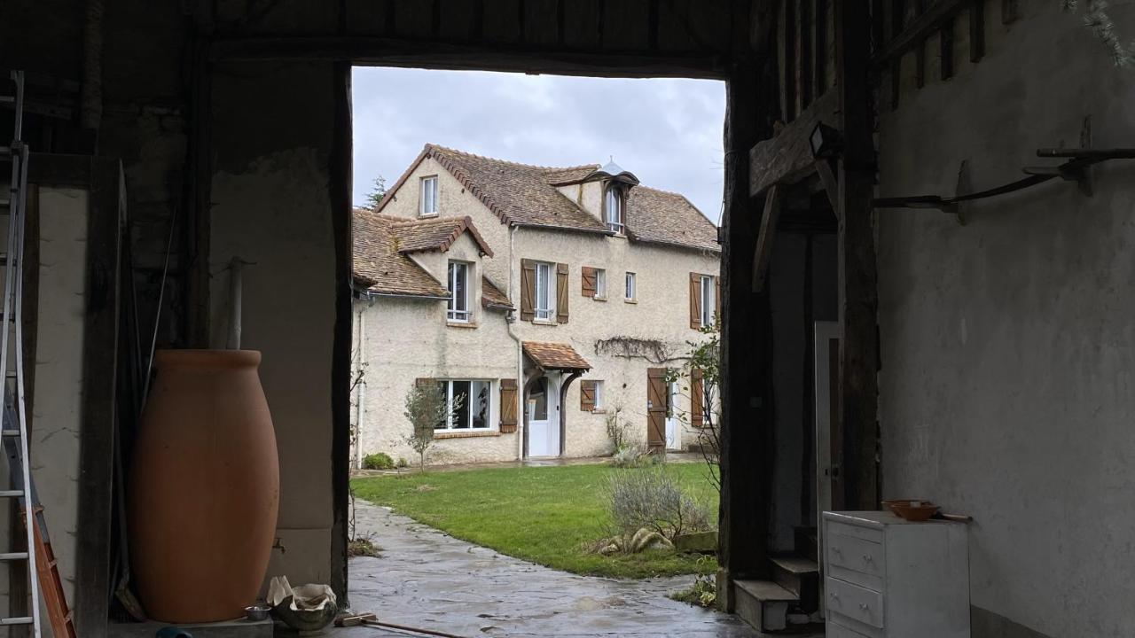 Gîte Familial - 4 Chambres - proche du Zoo de Thoiry - B&B Thoiry