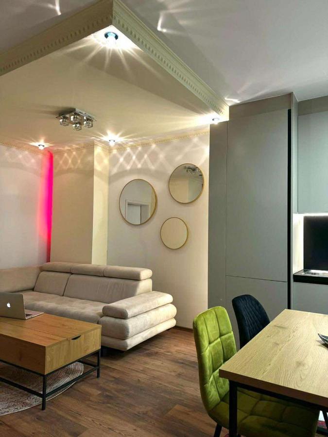 Maison Rozi Apartment - Chambres d’hôtes Pristina
