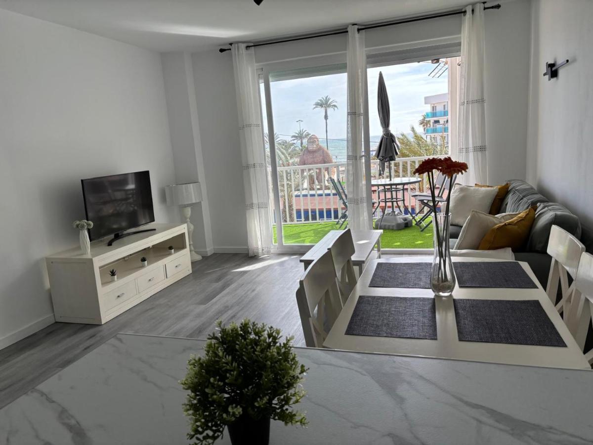 Two-Bedroom Apartment with Sea View