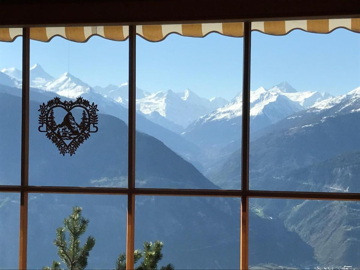 Beautiful chalet with exceptional view - Ferienwohnung Crans-Montana