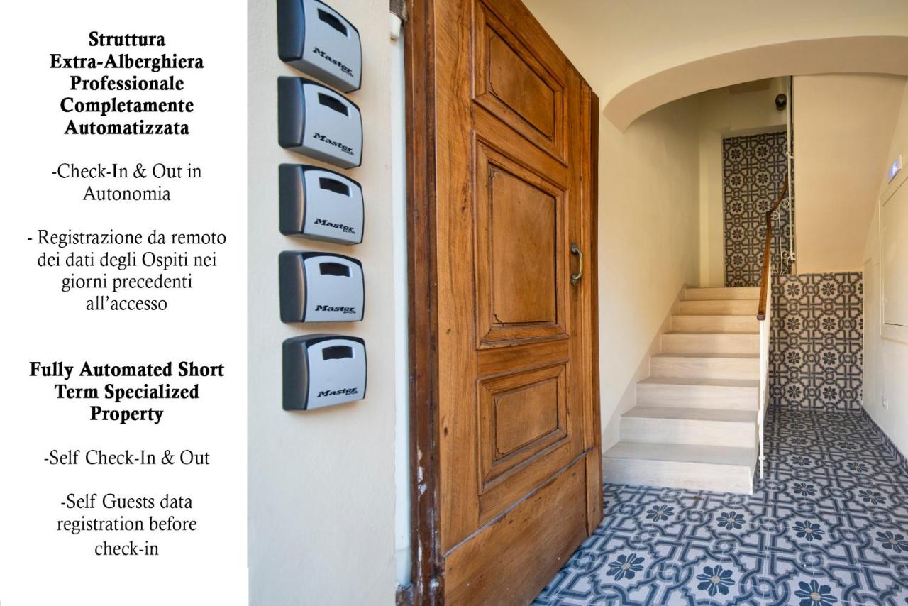 Reggio Center Lovely Rooms - Bed and Breakfast