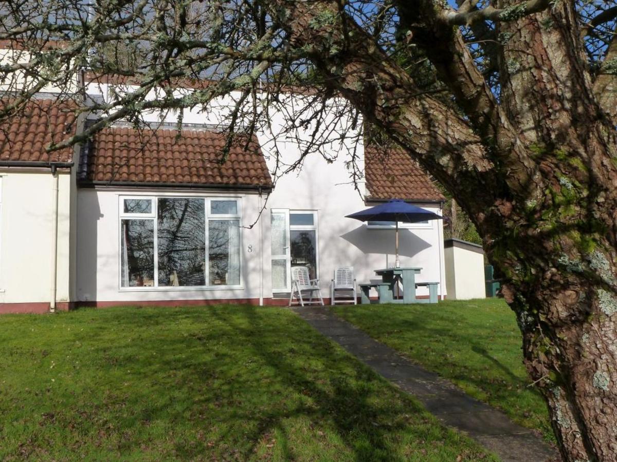 8 Manorcombe Bungalows - B&B