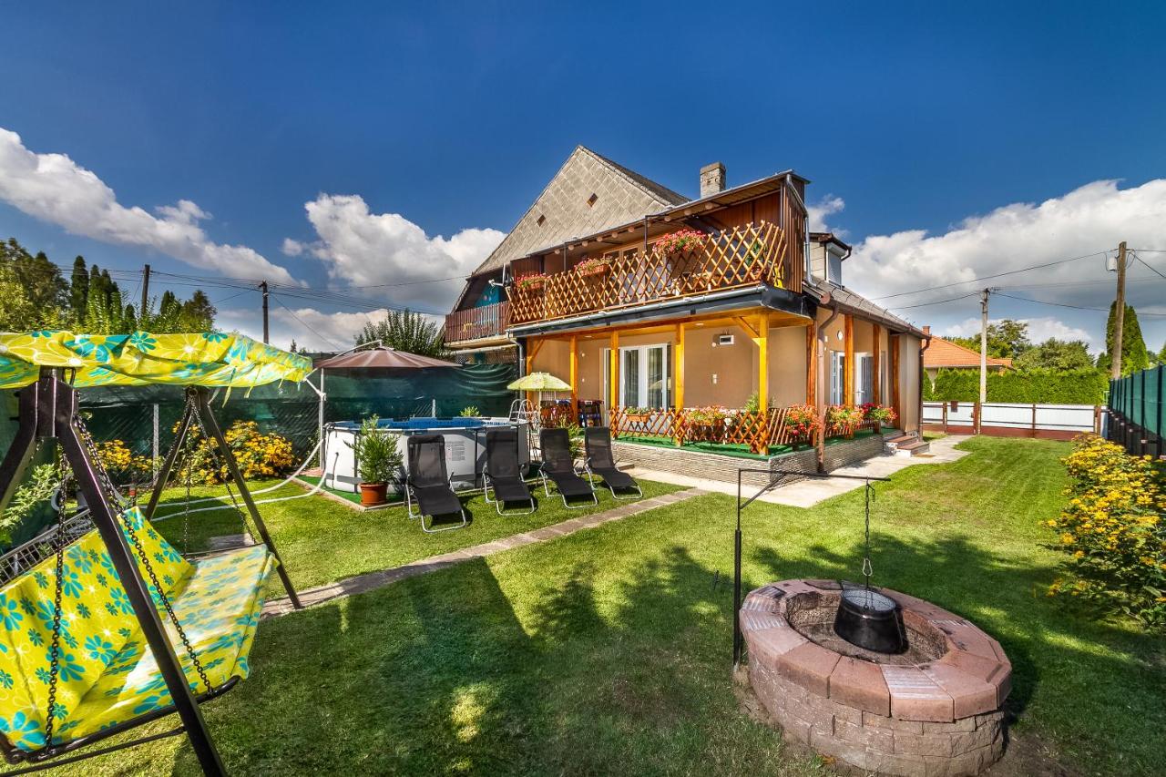 Adri apartman - B&B Balatonkeresztúr