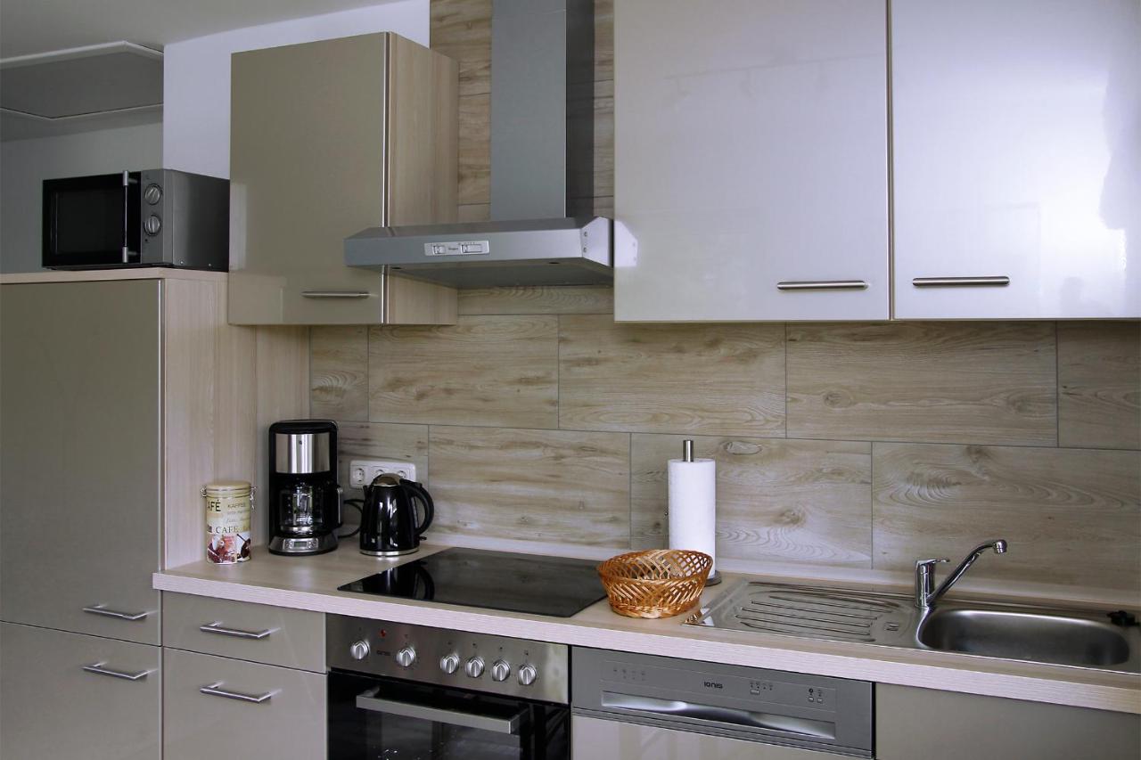 Adams Schwedenhaus - Ferienwohnung Dechow