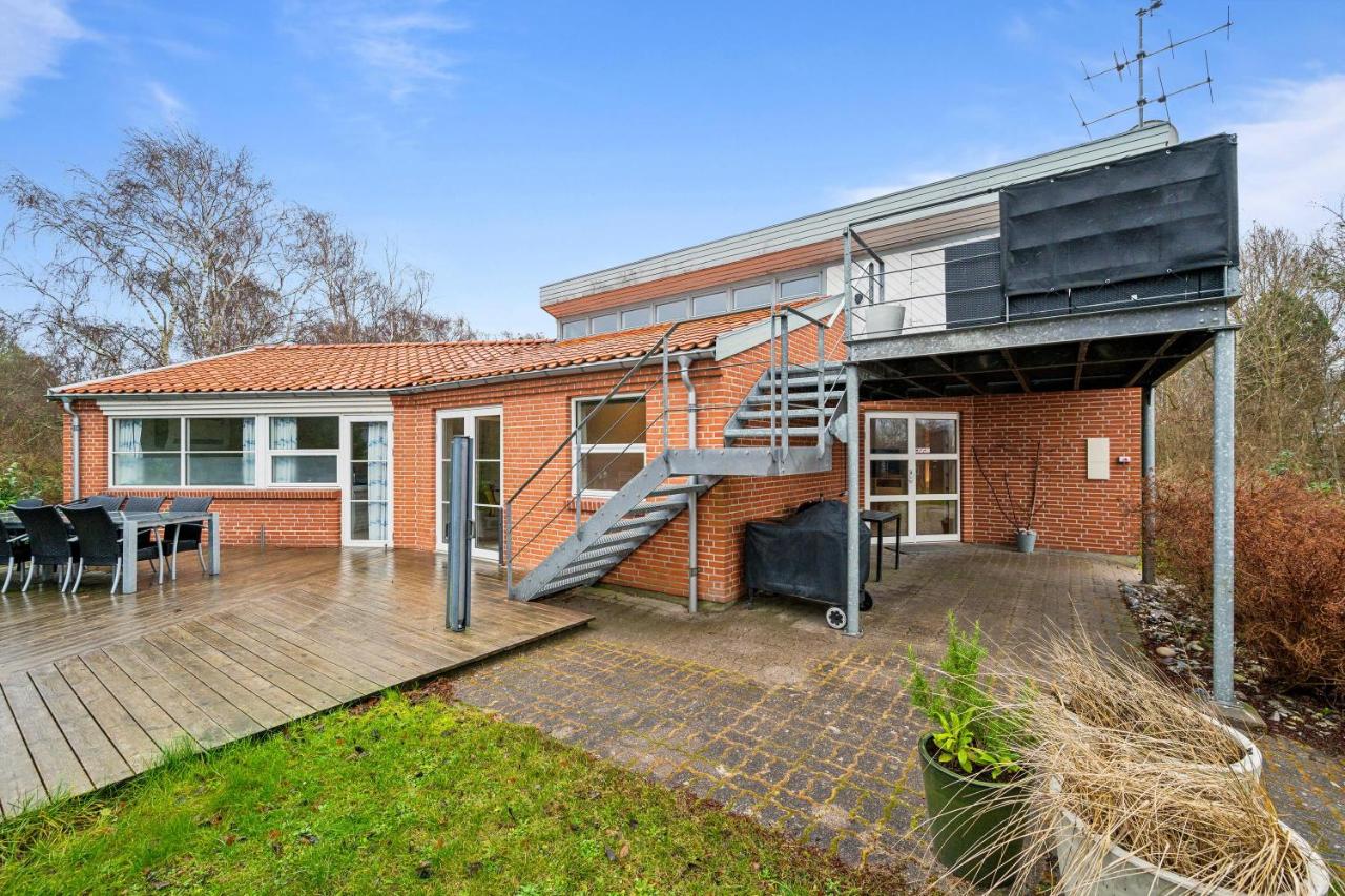 Nice 12-Person Pool House Close To The Beach - B&B Ebeltoft