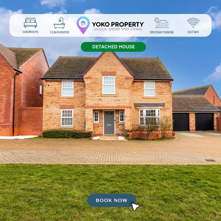 Stunning Detached House with Driveway Parking, Office Room, Self-Check-In, Fast WiFi and Smart TV with Sky and Netflix by Yoko Property - B&B